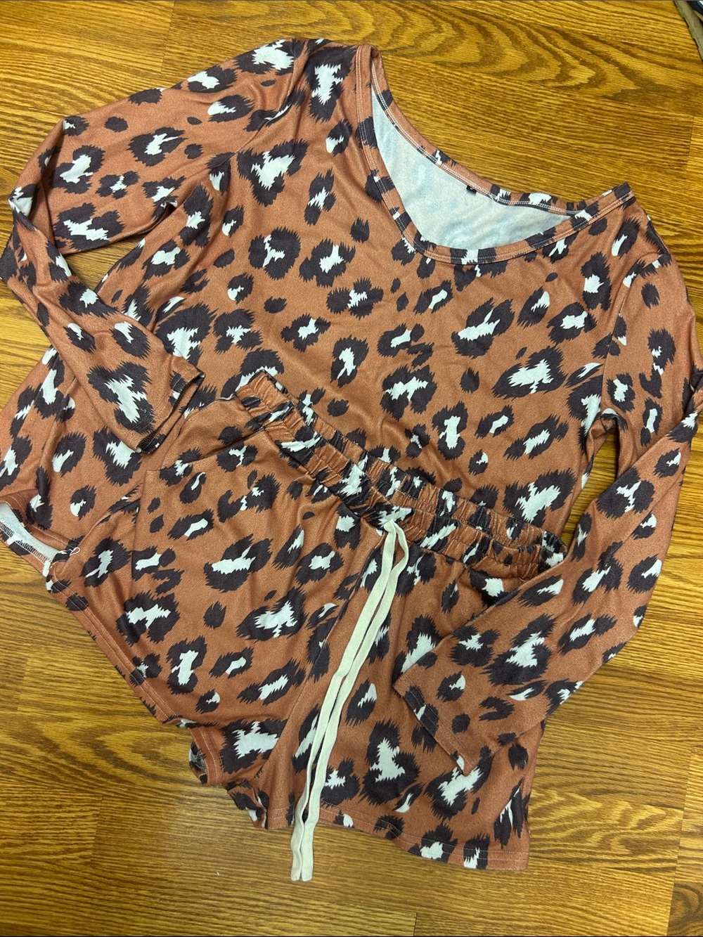 Women’s Brown Leopard Print Long Sleeve Top with Drawstring Waist